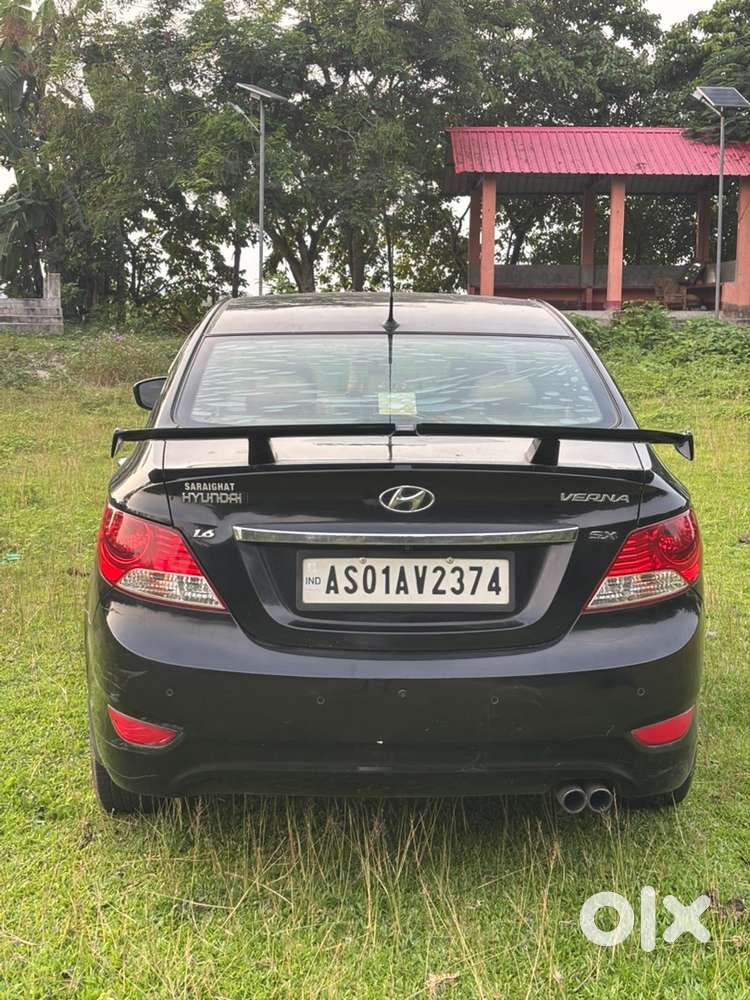 Hyundai Verna Petrol 2011