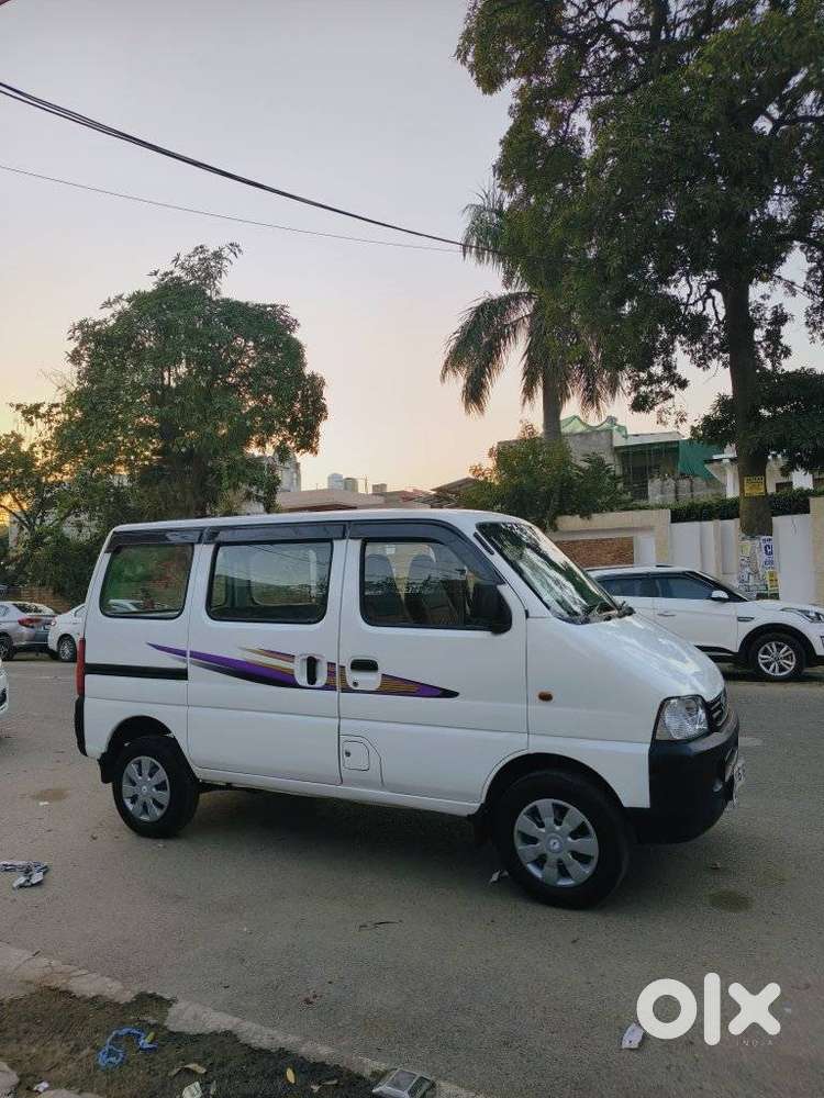 Maruti Suzuki Eeco Cng 5 Seater Ac, 2015, Cng & Hybrids