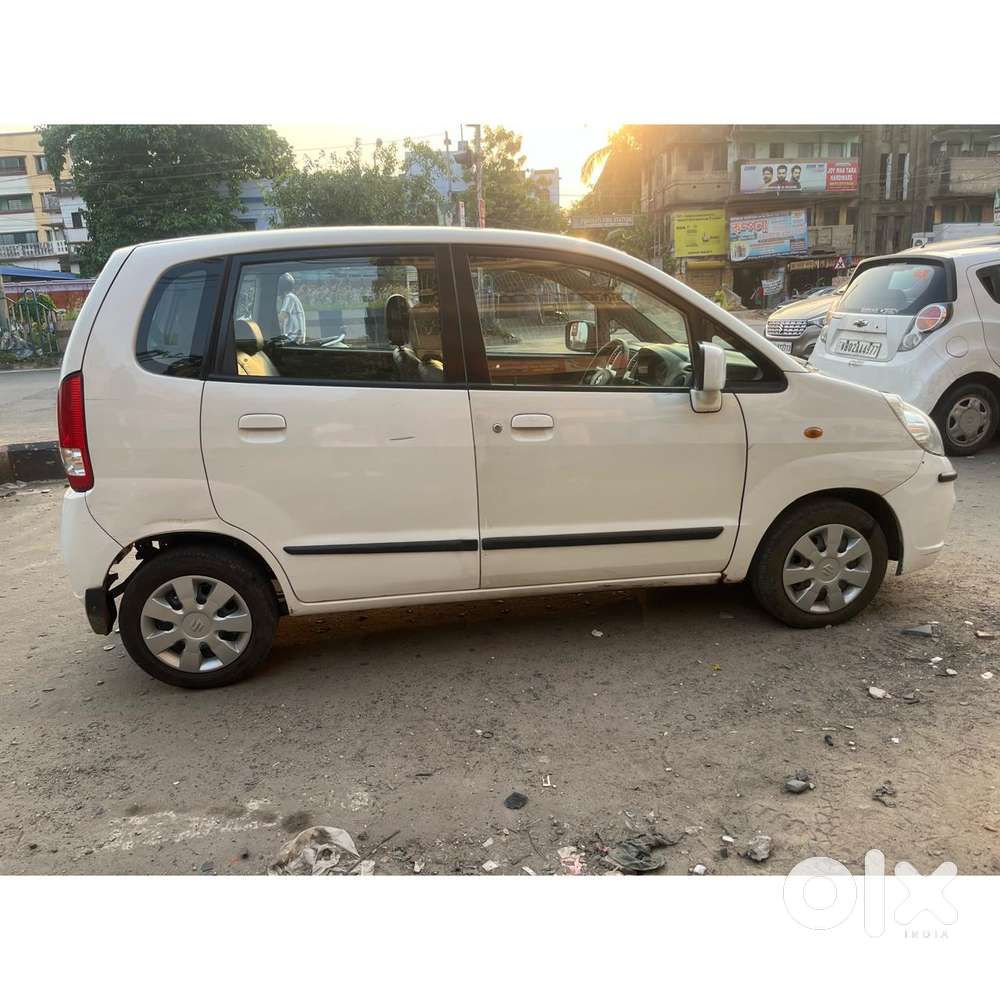 Maruti Suzuki Estilo Vxi, 2013, Petrol
