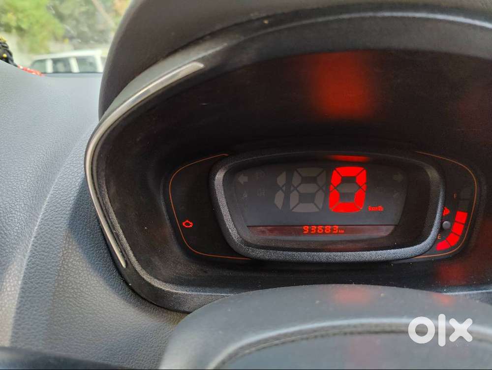 Renault Kwid Rxt – 2016 Model  Petrol  Manual