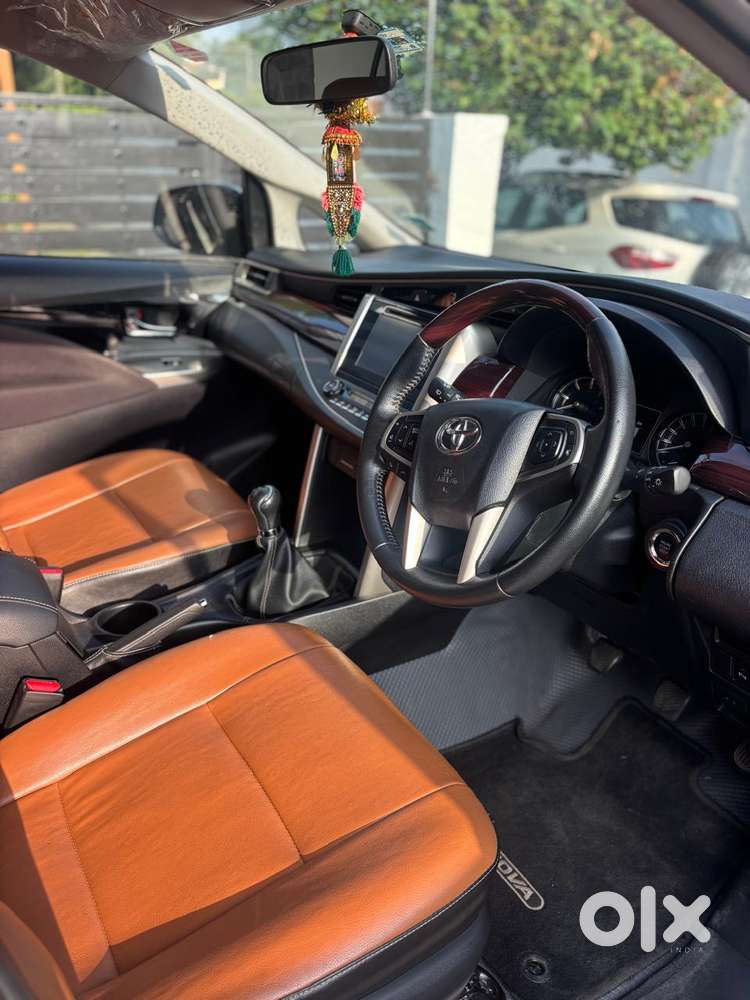 Toyota Innova Crysta 2.4 V 7 Str, 2018, Diesel
