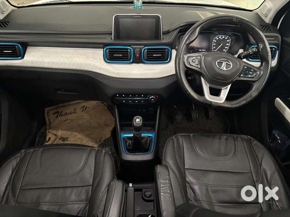 Tata Punch Creative Dual Tone Mt Sunroof, 2023, Petrol