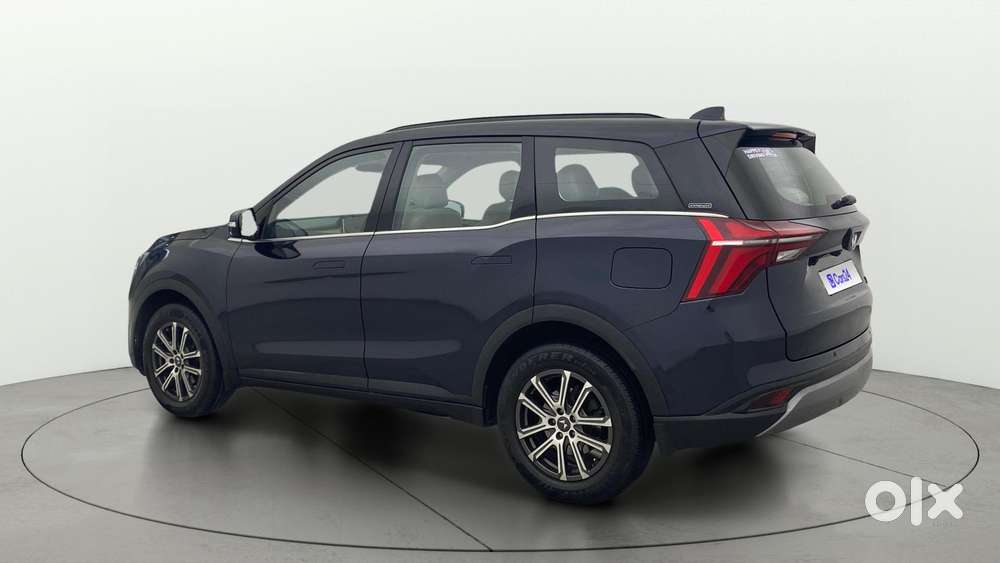 Mahindra Xuv700 2.0 Ax 7 Petrol Mt Str, 2023, Petrol