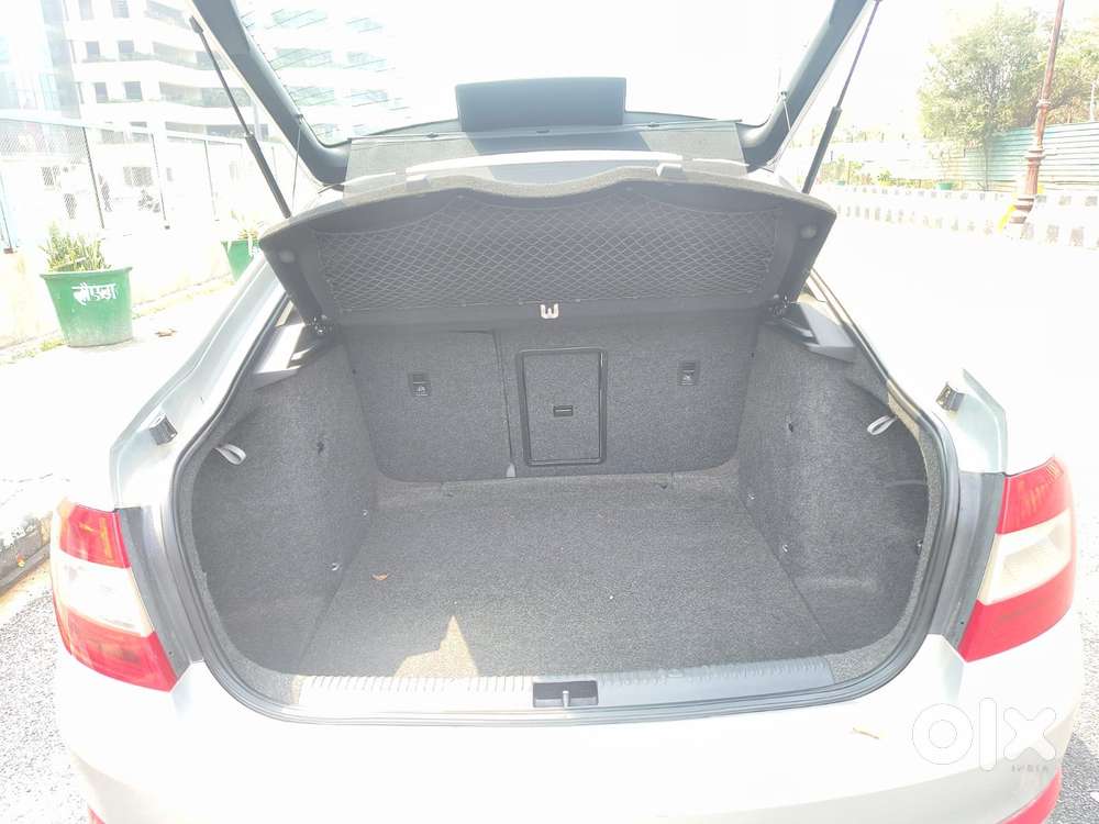 Skoda Octavia 1.8 Elegance Tsi At, 2015, Petrol