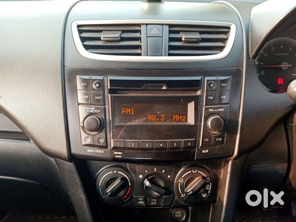 Maruti Suzuki Swift Vxi + Manual, 2014, Petrol