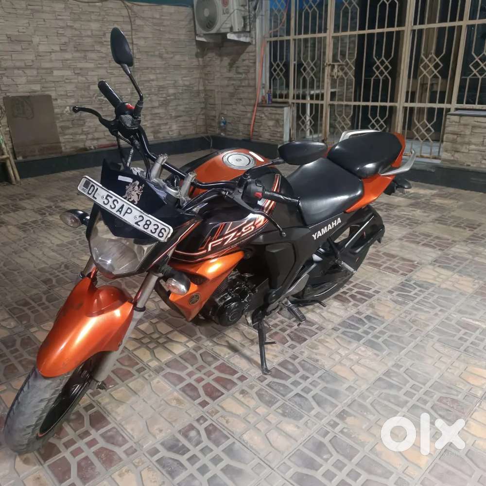 yamaha fzs f1 price