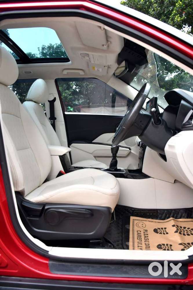 Mahindra Xuv 3xo Ax7l Diesel Mt, 2024, Diesel