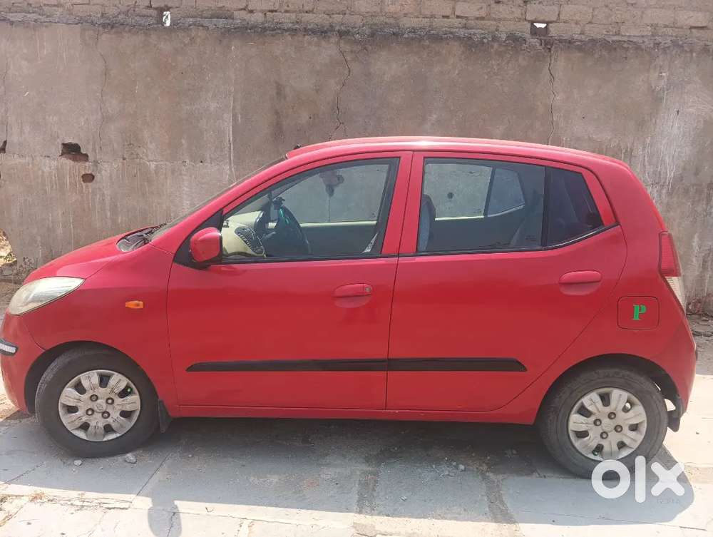 Car Is In Very Good Condition And Very Smooth