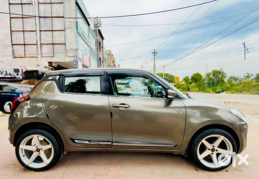 Maruti Suzuki Swift Vxi Abs Bsiv, 2019, Petrol