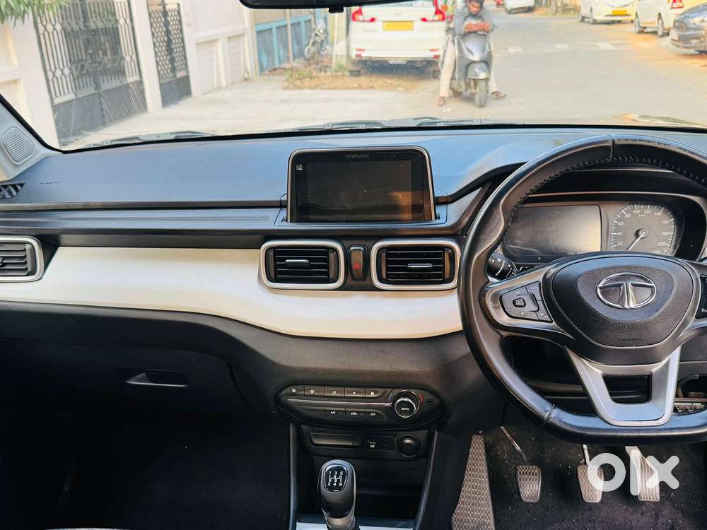 Tata Punch Creative, 2023, Petrol