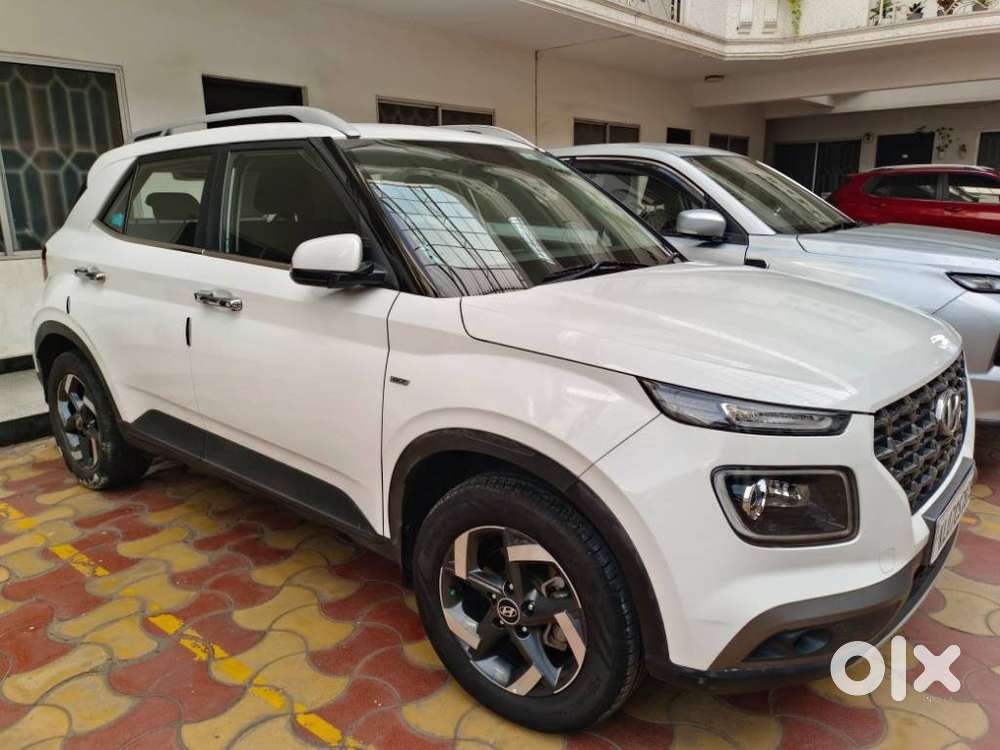 Hyundai Venue Sx Plus Turbo Dct, 2019, Petrol