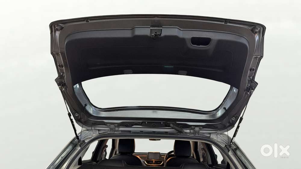 Tata Altroz Xm Plus Petrol, 2023, Petrol