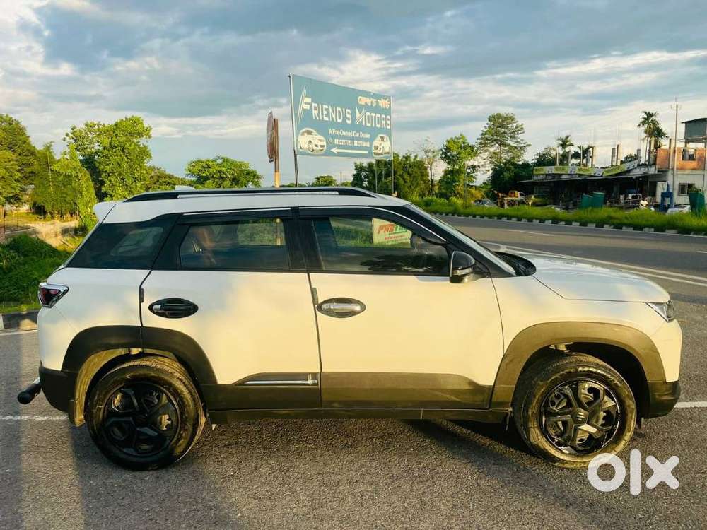 Maruti Suzuki Brezza 1.5 Vxi Smart Hybrid, 2024, Petrol