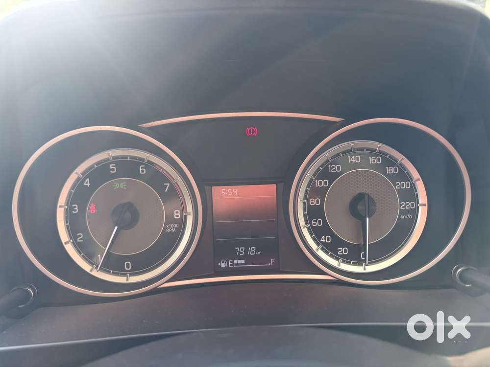 Maruti Suzuki Swift Dzire Vxi Optional, 2020, Petrol