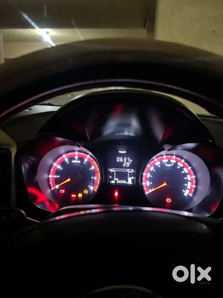 Mahindra Xuv300 2021 Petrol 55000 Km Driven