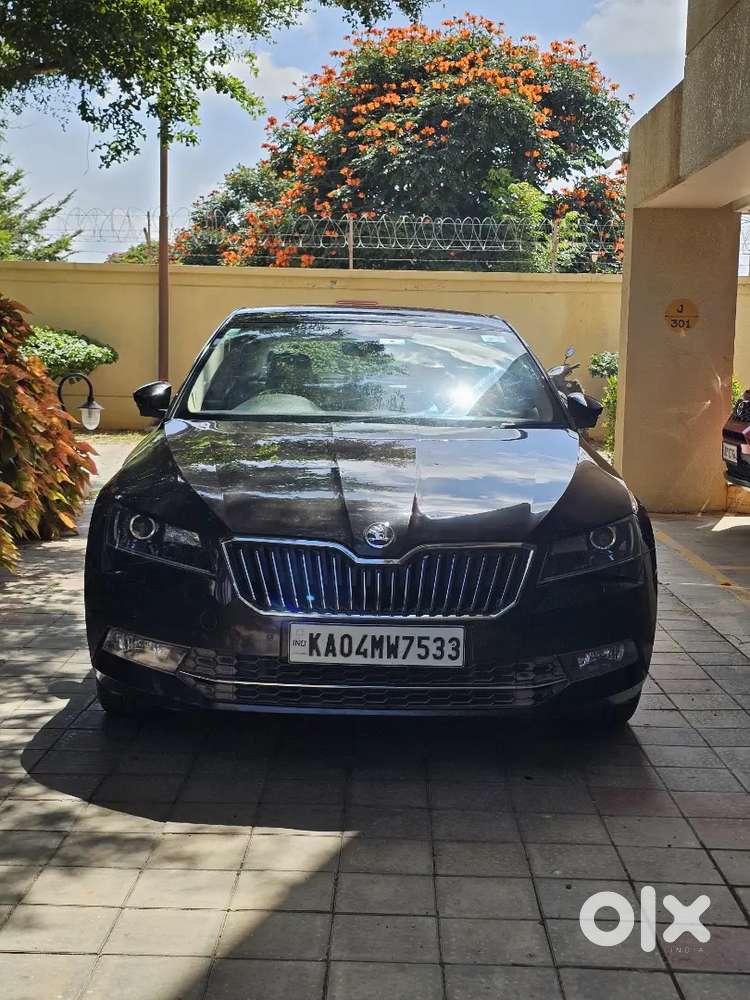 Skoda Superb Style 2019 Petrol Automatic