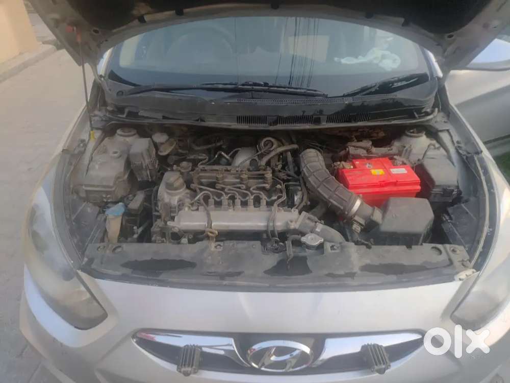 Hyundai Verna Crdi 2011