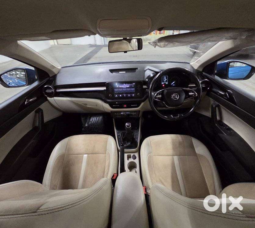 Skoda Slavia 1.0 Ambition Tsi, 2022, Petrol