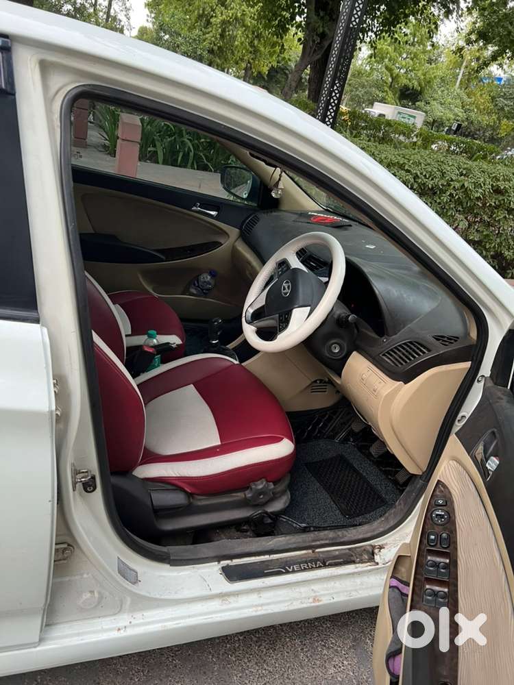 Hyundai Verna Fluidic 2012