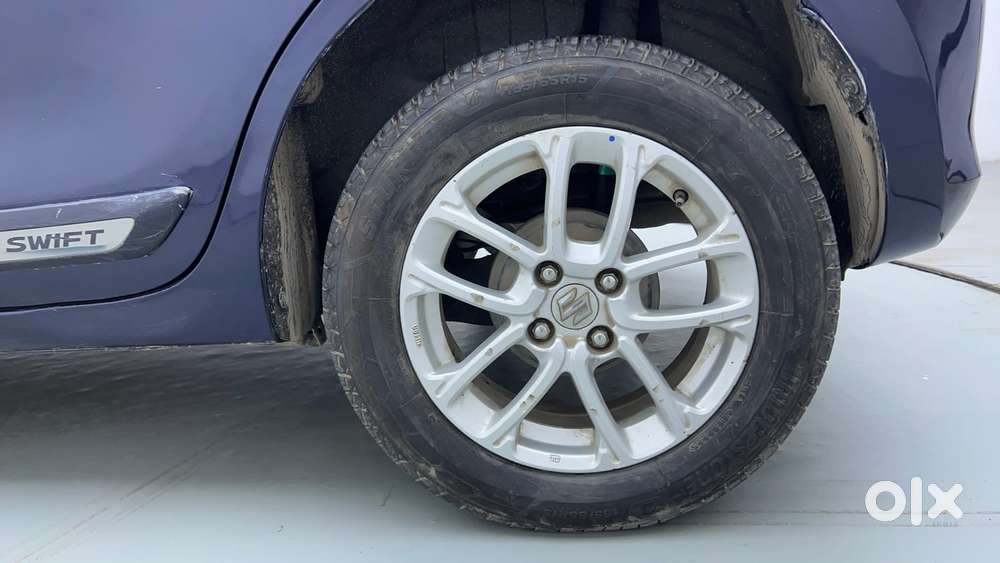 Maruti Suzuki Swift Amt Zxi, 2018, Petrol