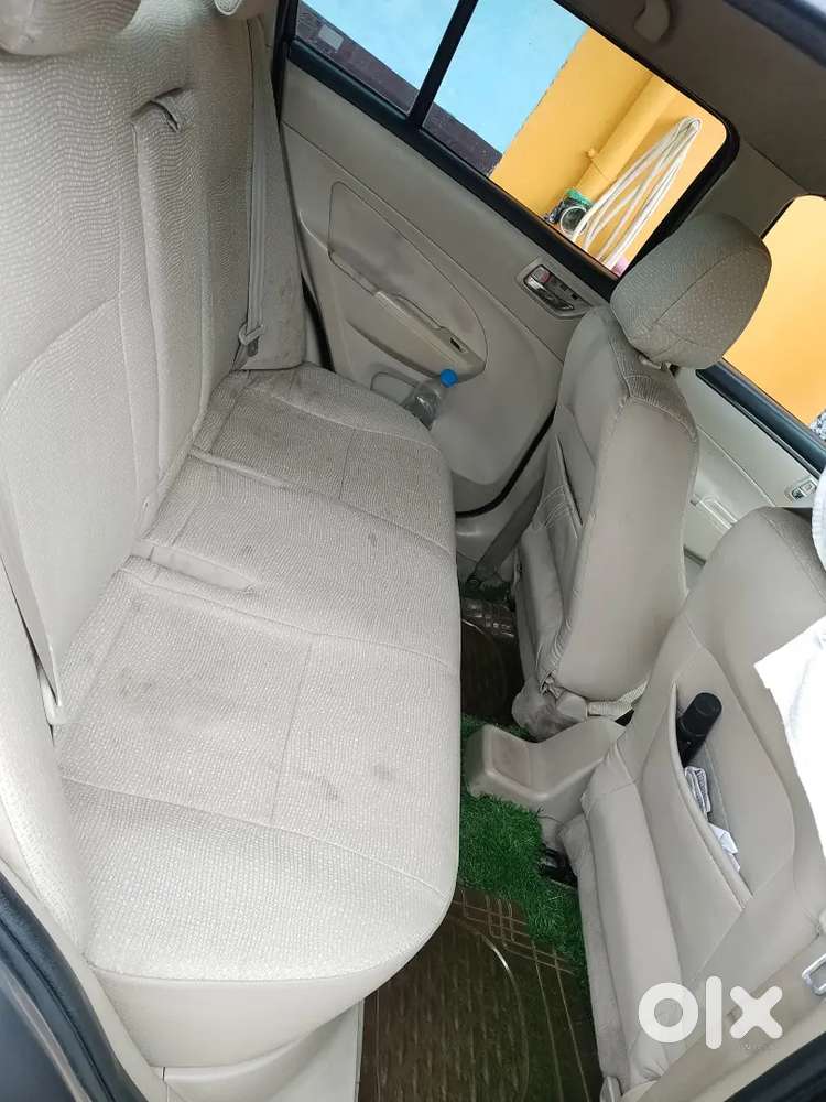 Maruti Suzuki Swift Dzire 2013 Diesel Well Maintained