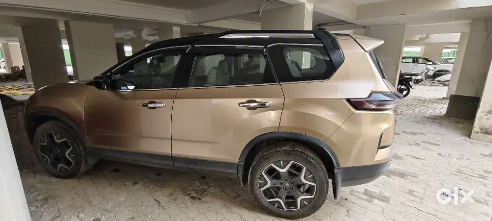 Tata Safari Accomplished Plus 2025