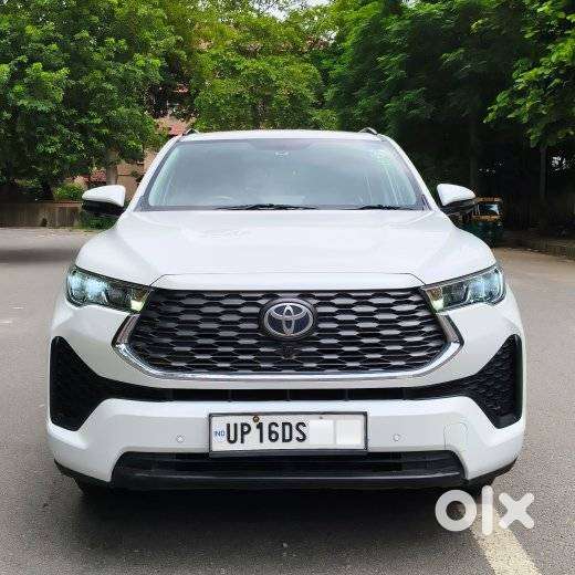 Toyota Innova Hycross 2.0 Vx Hybrid 8 Str, 2023, Petrol