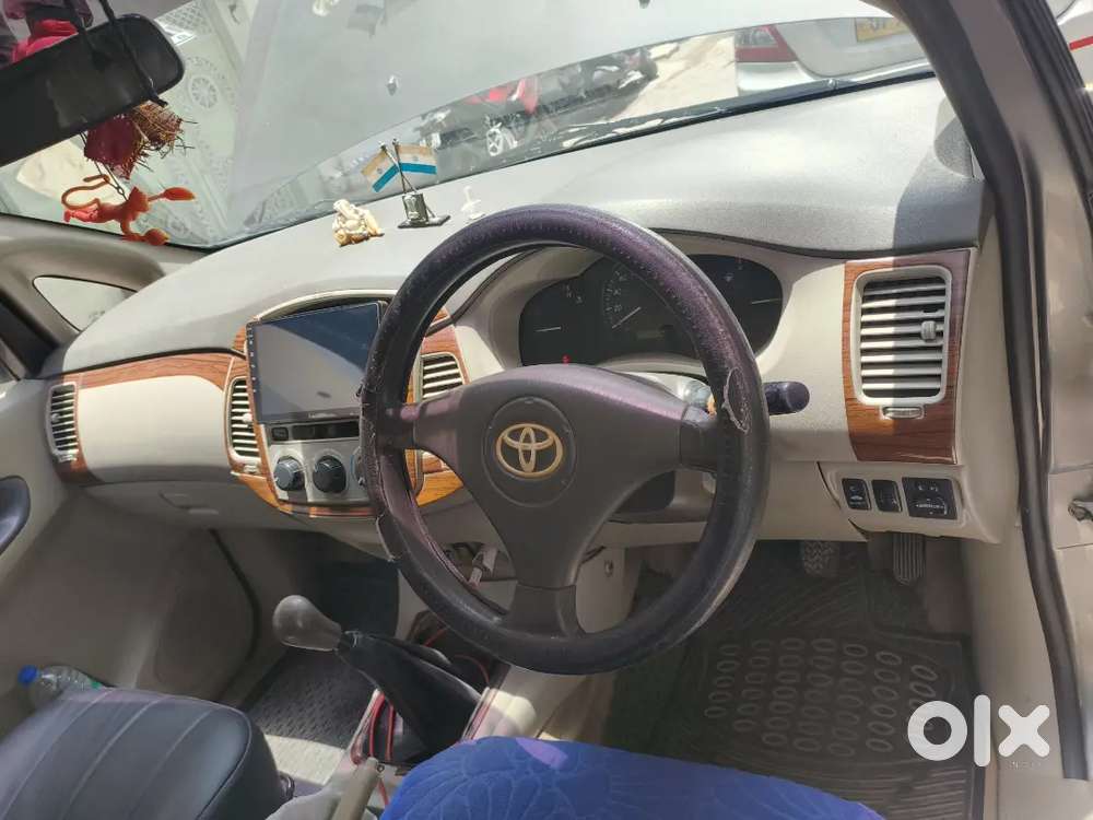 Toyota Innova Car