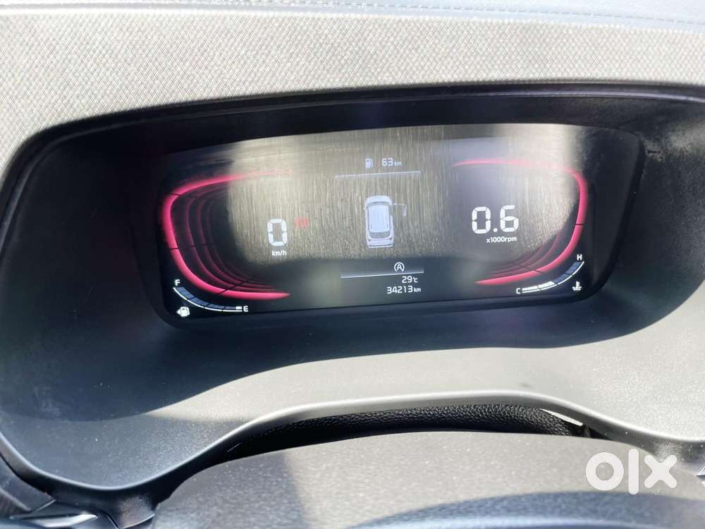 Kia Carens 1.4 Prestige Turbo 7 Str, 2023, Petrol