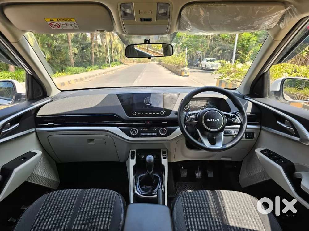 Kia Carens 1.5 Prestige 7 Str, 2023, Petrol