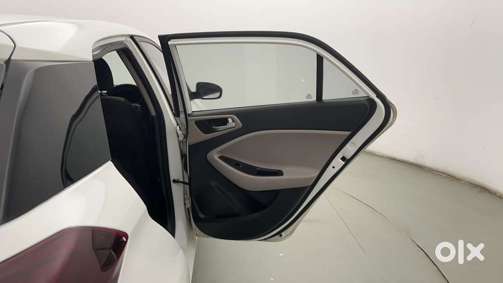 Hyundai Elite I20 Asta (o) 1.2 Mt, 2020, Petrol