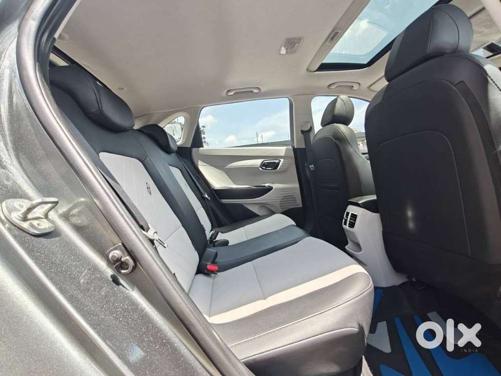 Hyundai I20 Asta (o) 1.2 Ivt, 2024, Petrol