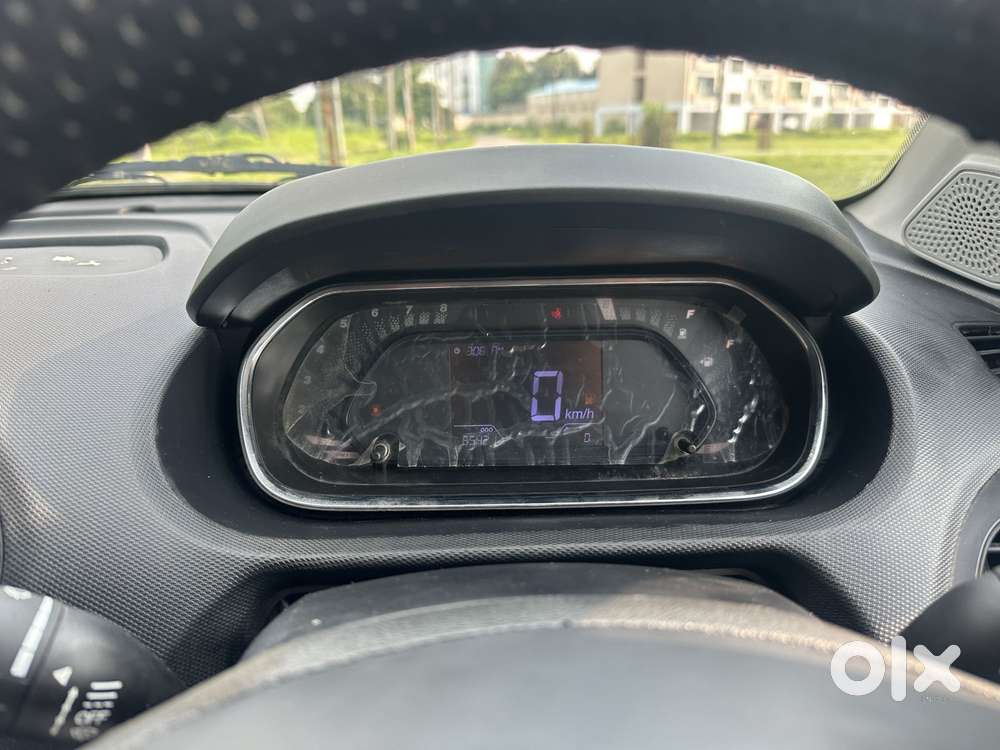 Tata Tiago 1.2 Revotron Xe Cng, 2022, Cng & Hybrids