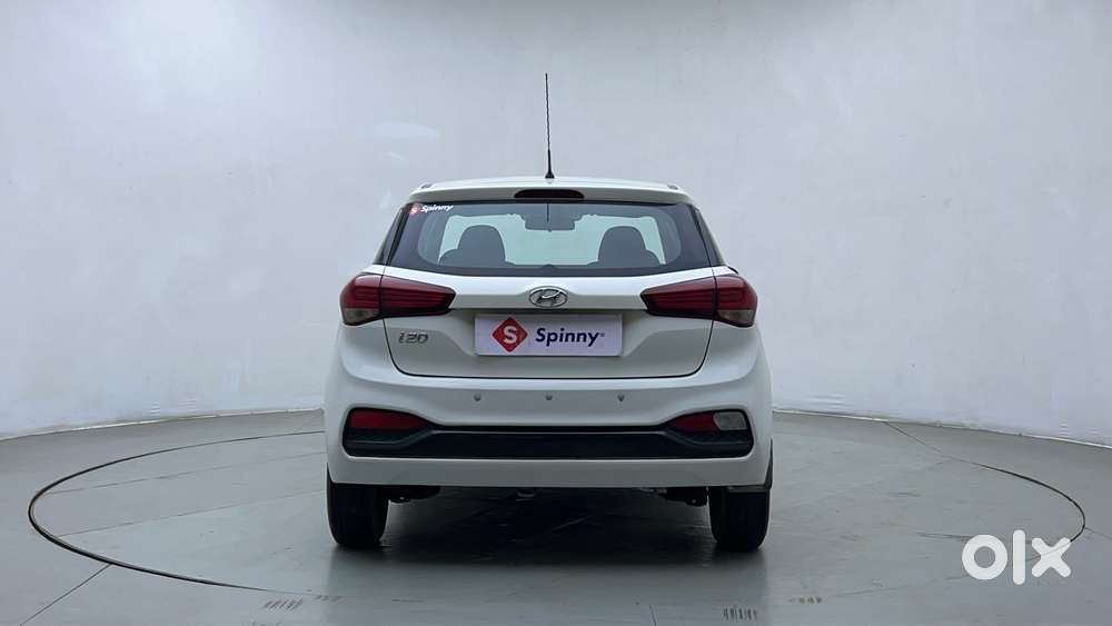 Hyundai Elite I20 Magna 1.4 At, 2018, Petrol