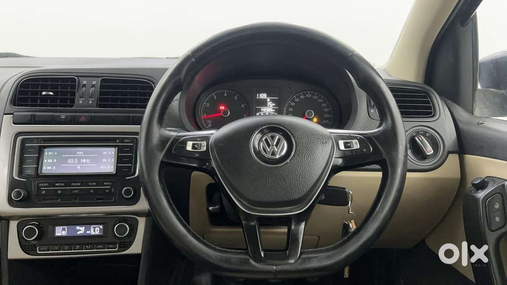 Volkswagen Polo 2009-2013 Petrol Highline 1.2l, 2015, Petrol