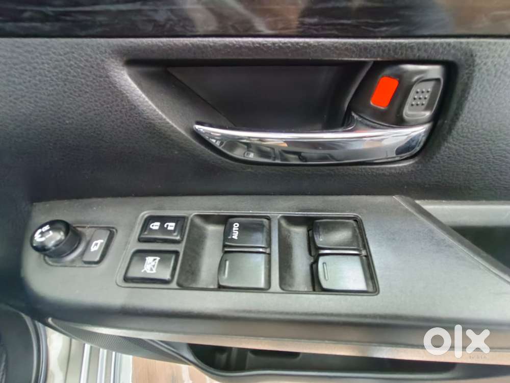 Maruti Suzuki Xl6 1.5 Alpha At, 2019, Petrol