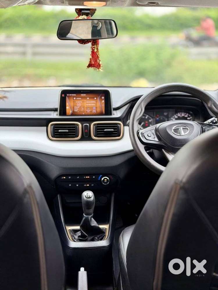 Tata Punch Camo Accomplished Mt, 2021, Petrol