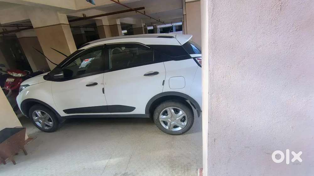 Tata Nexon Revotron 2023 Petrol Amt
