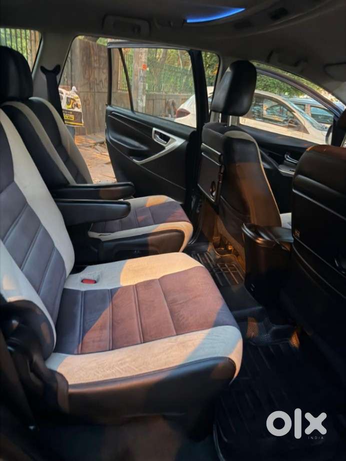 Toyota Innova Crysta 2.4 V 7 Str, 2018, Diesel