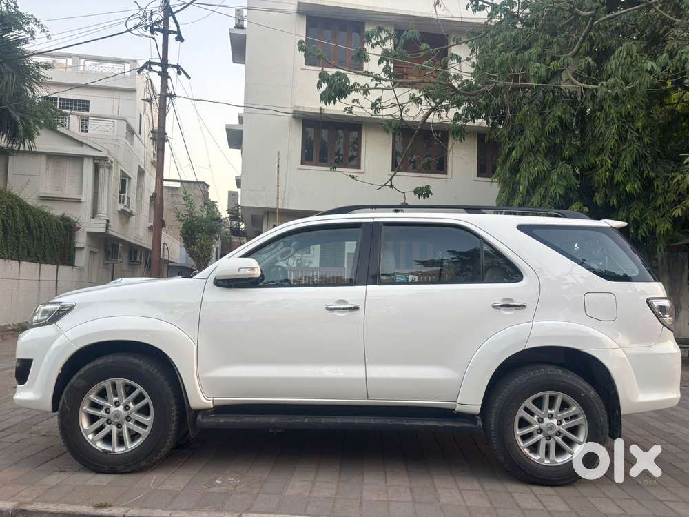 Toyota Fortuner 3.0 4x2 Mt, 2014, Diesel