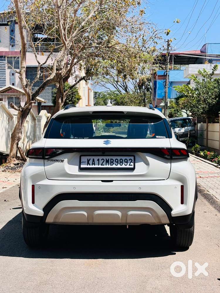 Maruti Suzuki Fronx Delta Plus 1.2l Mt, 2024, Petrol