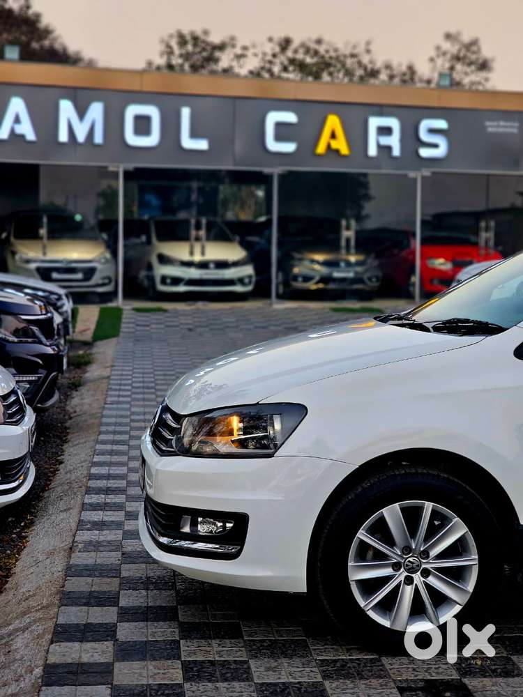 Volkswagen Vento Celeste 1.6 Highline, 2017, Petrol