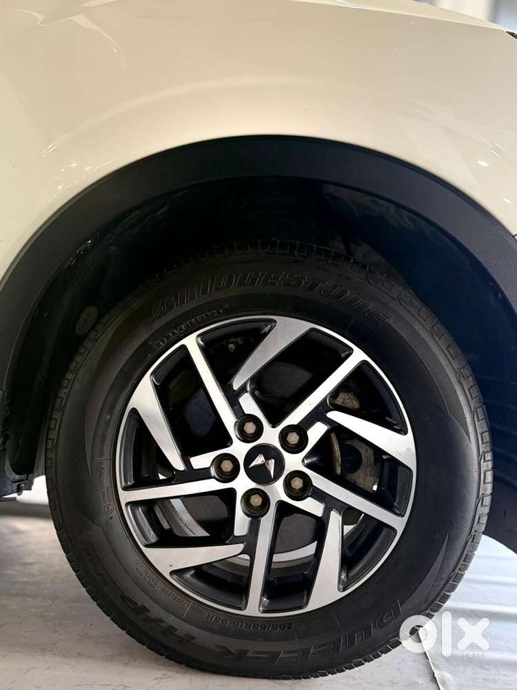Mahindra Xuv300 W8 Option Diesel, 2023, Diesel