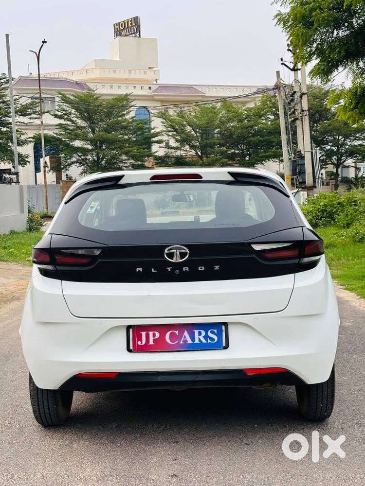 Tata Altroz 1.2 Xe, 2020, Cng & Hybrids