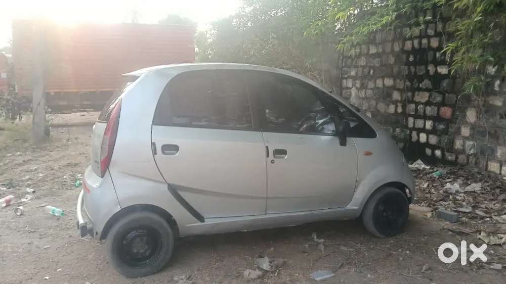 Tata Nano Twist Xe 2013