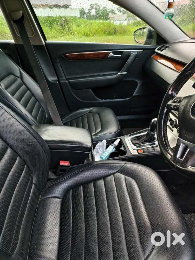 Volkswagen Passat 2012 Diesel 105000 Km Driven