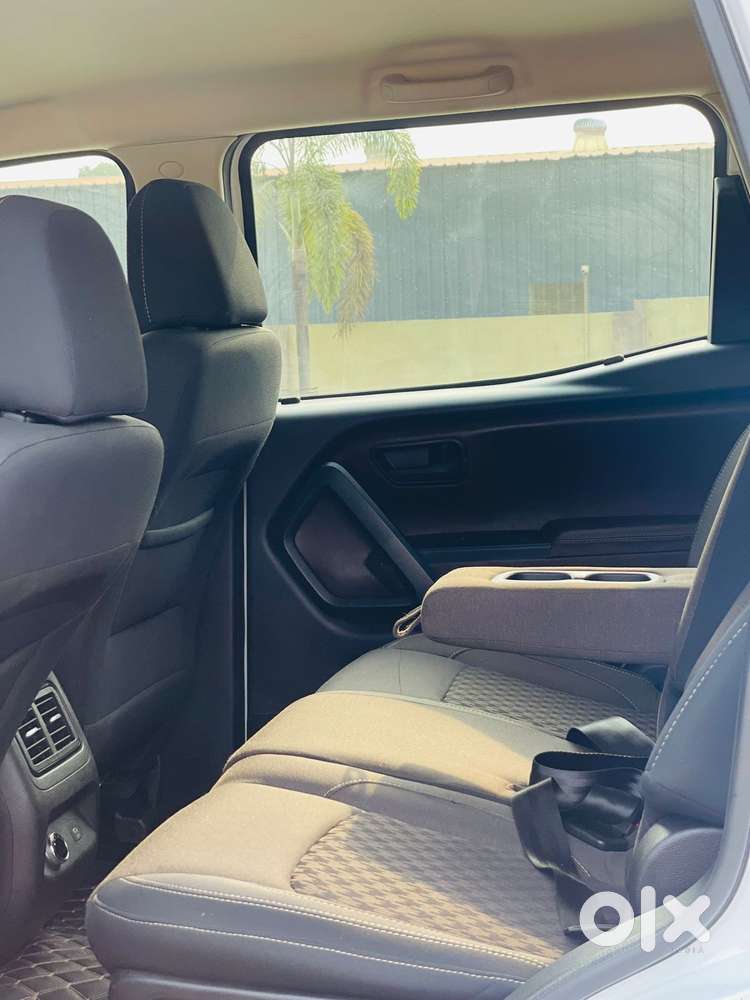 Mahindra Scorpio-n 2.2 Z4 Diesel At 7 Str, 2024, Diesel