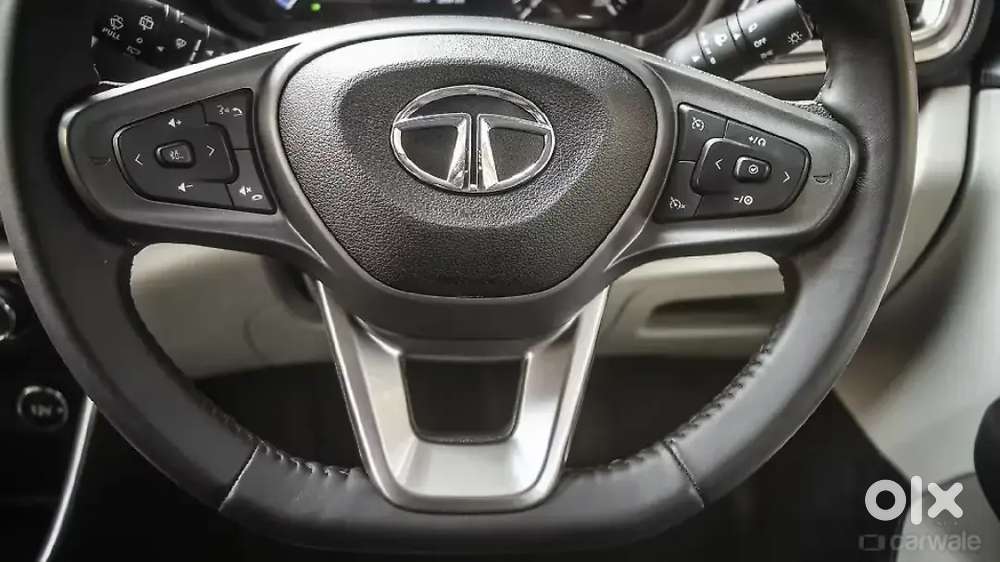 Tata Altroz 2023 Diesel 12000 Km Driven