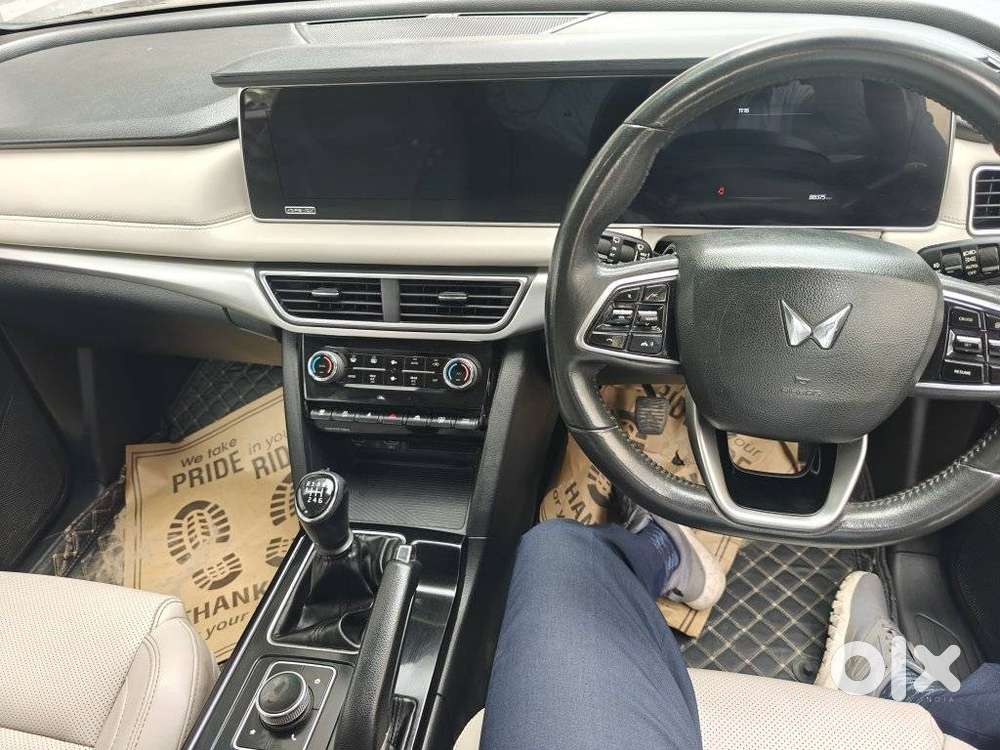 Mahindra Xuv700 2.2 Ax 7 Diesel Mt Str, 2022, Diesel