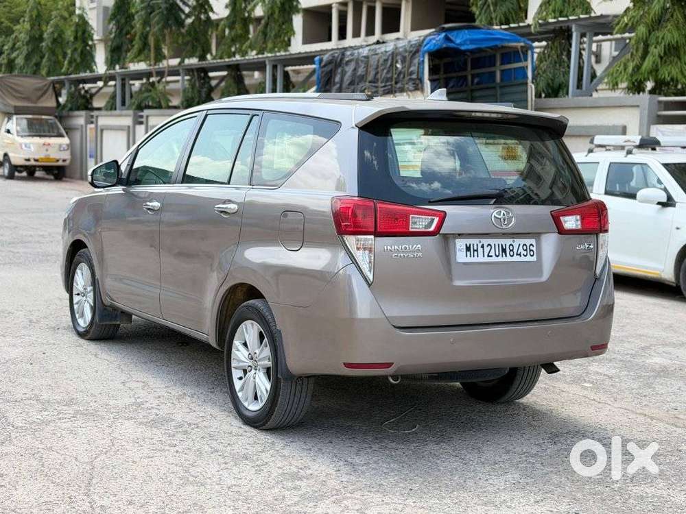 Toyota Innova Crysta 2.8z Automatic, 2016, Diesel